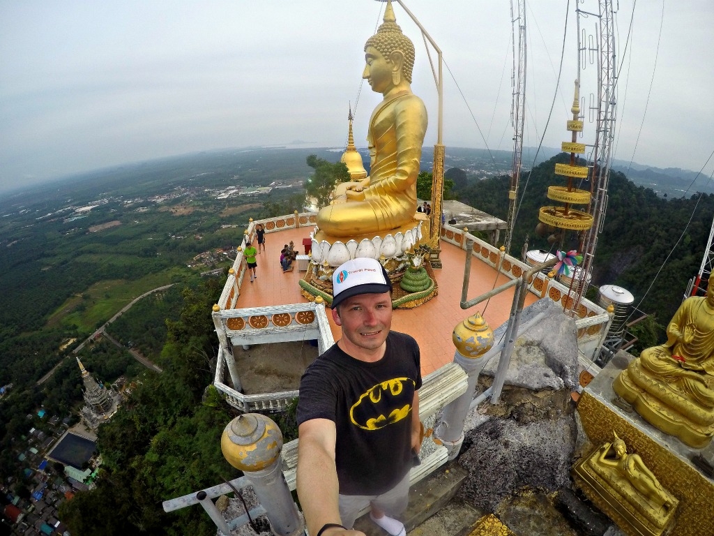 You are currently viewing Tiger Cave Temple – The Best Free Attraction in Thailand