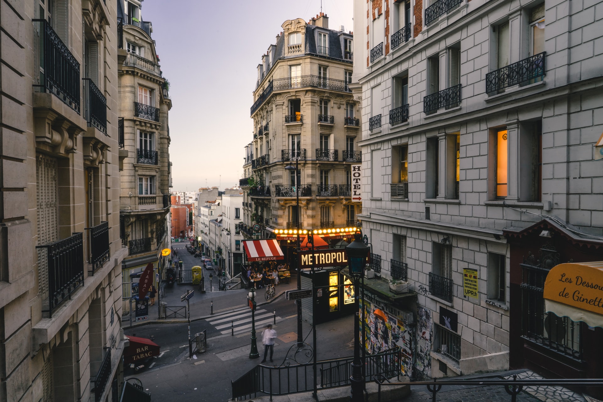 You are currently viewing Paris for Beginners: Where and What to Eat, See or Do