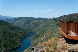 Read more about the article Hidden Spain: Ribeira Sacra, the Secret of the Monks