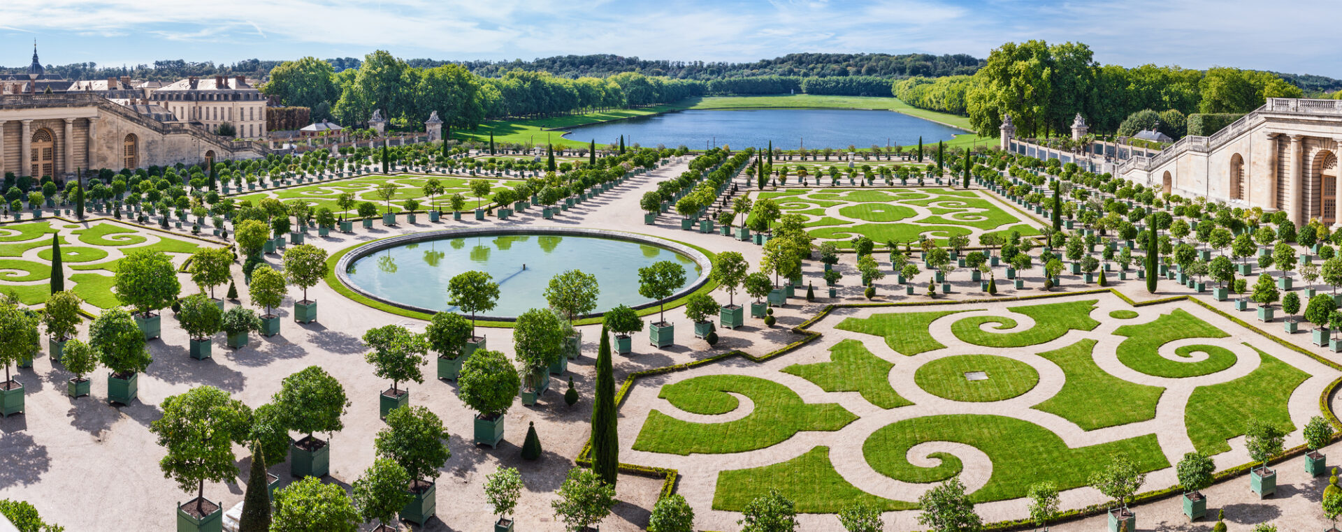 You are currently viewing What to Expect on a Versailles Day Trip from Paris