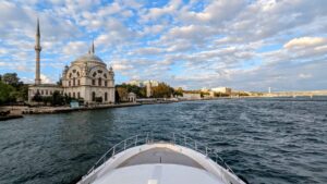 Read more about the article The Beauty of a Bosporus Tour: An Unforgettable Experience