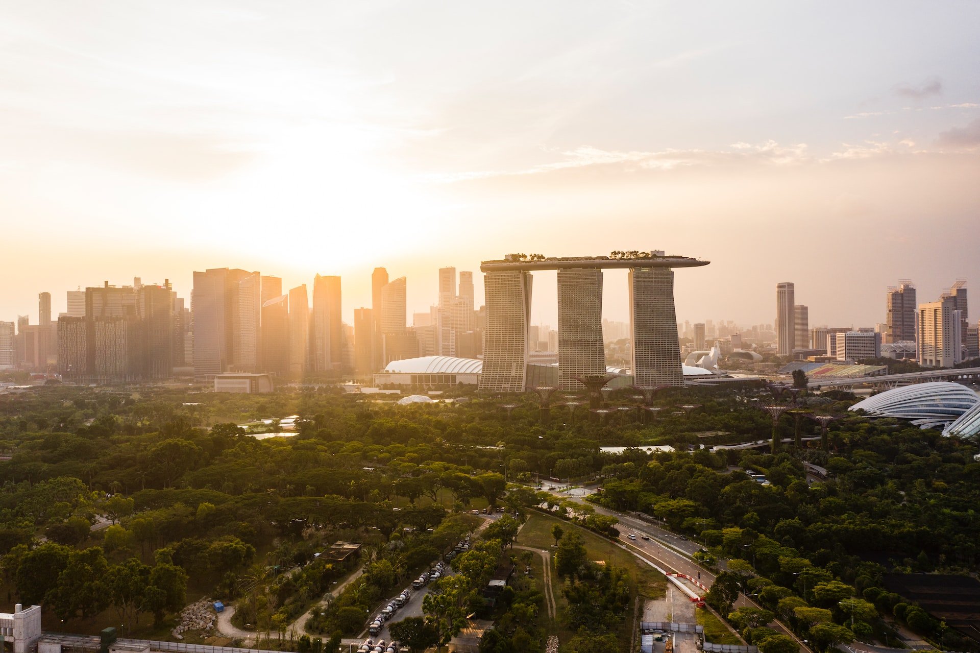 You are currently viewing Traveling to Singapore: When to Go and How to Get There